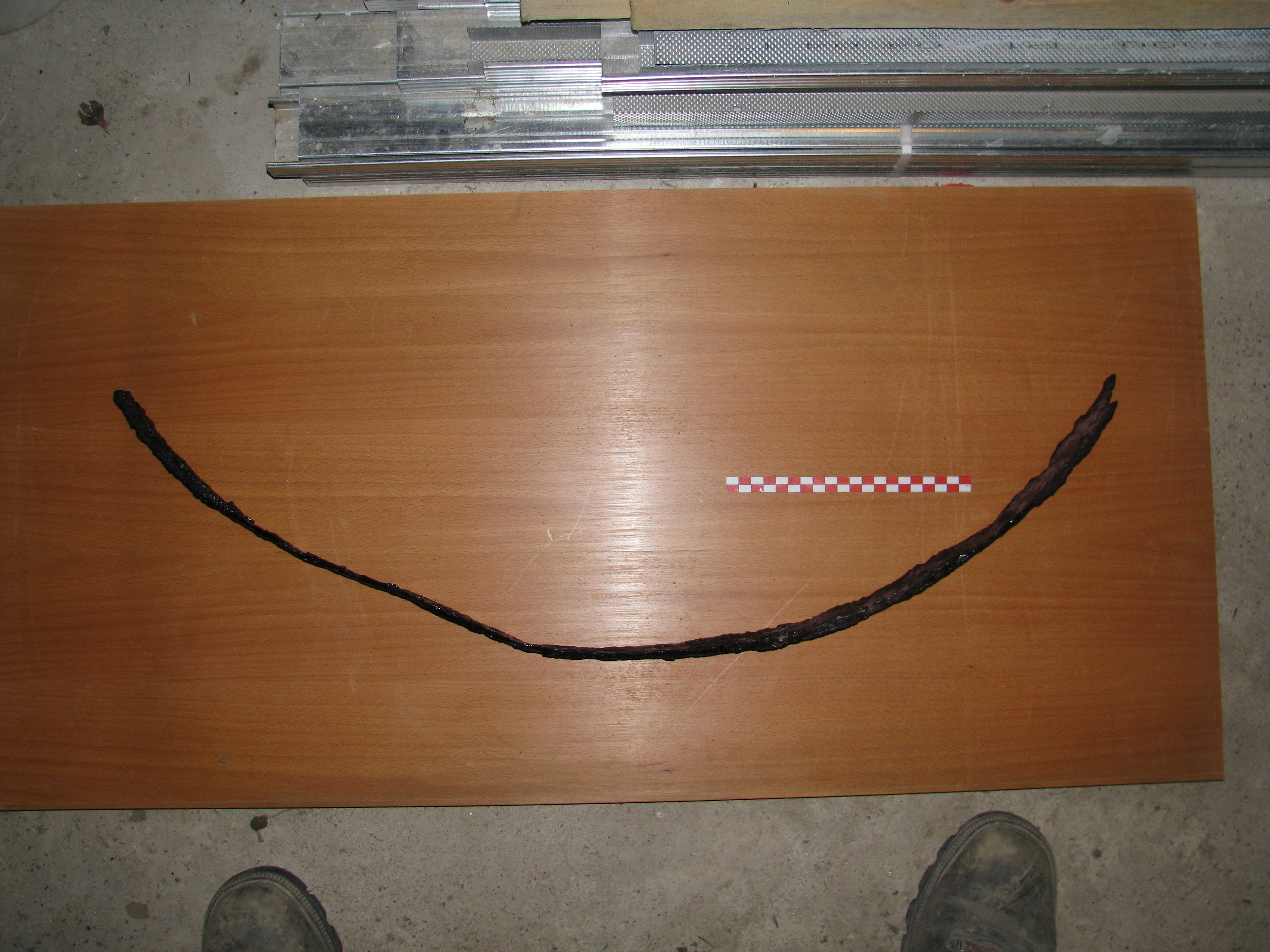 pravdepodobne pozostatky zdeformovanej obruče nádoby, neskorá doba laténska